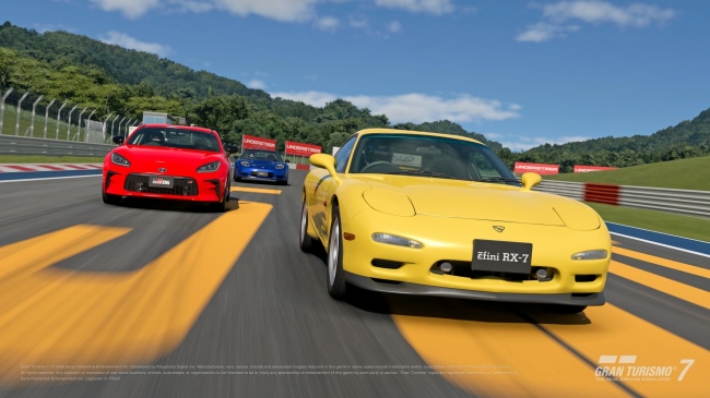 Mazda RX-7 Type R, Chevrolet Camaro Race-Mod � ������ ������� � ���������� ���������� Gran Turismo 7